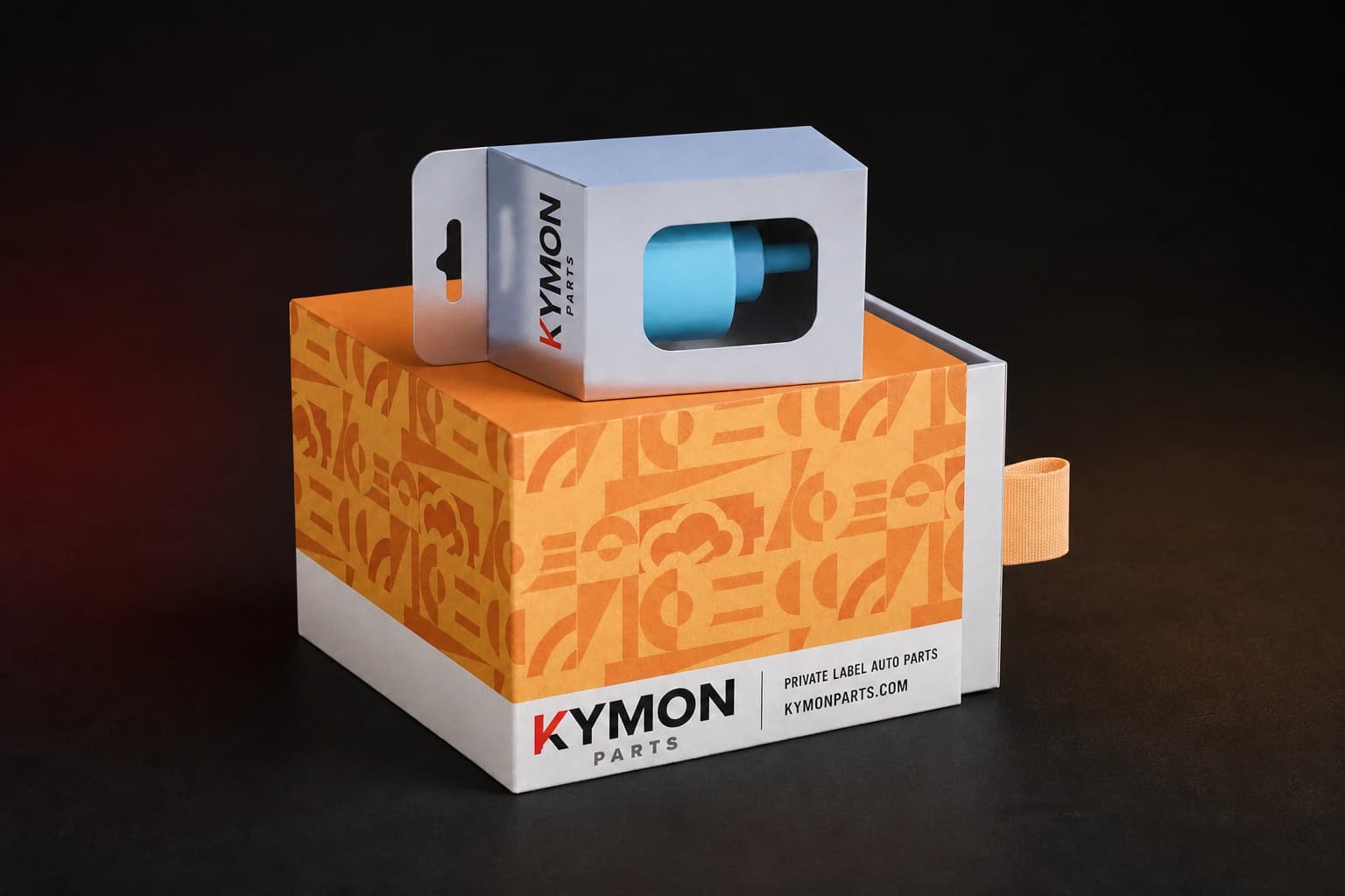 Concepto de embalaje de marca propia KYMON con cajas de producto y envío